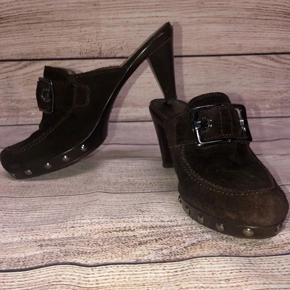 Stuart Weitzman Double Agent Cola Suede Mule - Picture 5 of 12